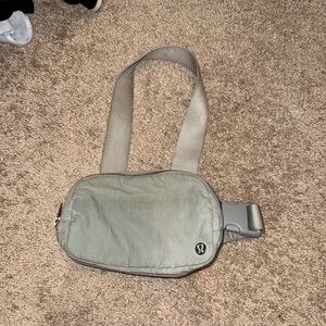 Lululemon Athletica Light Gray Belt Bag